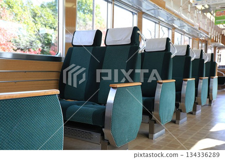 【阪急】6300系列列車（嵐山線）內部 134336289