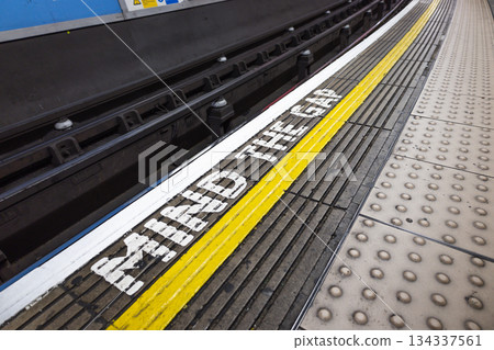 Mind The Gap Warning Sign on London Underground Platform 134337561
