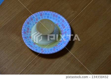 Sweet and delicious pudding 134338432