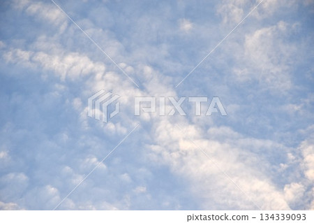 cloud spreading on twilight sunset sky in evening cloud spreading on twilight sunset sky in evening 134339093