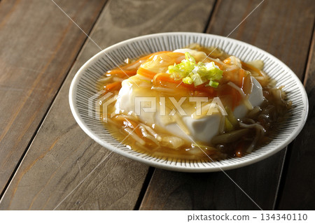 嫩豆腐配濃醬 134340110