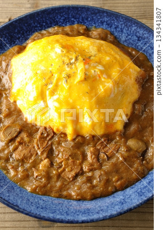 Omelet curry rice 134341807