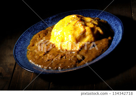 Omelet curry rice Omelet curry rice 134342718