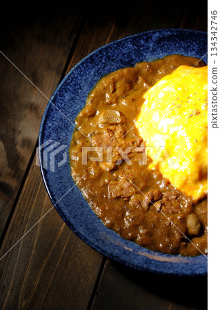 Omelet curry rice 134342746