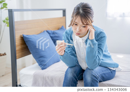 一個健康狀況不佳的女人 一個健康狀況不佳的女人 134343006