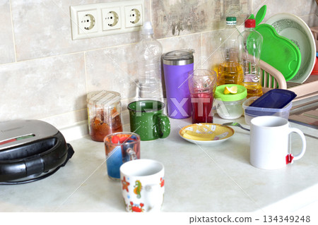 An ordinary kitchen setting. An ordinary kitchen setting. 134349248