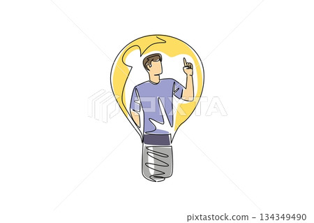 Continuous one line drawing a man in casual clothes with gestures got an idea in a lightbulb. Getting ideas at the right time. National Creativity Day. Single line draw design vector illustration 134349490
