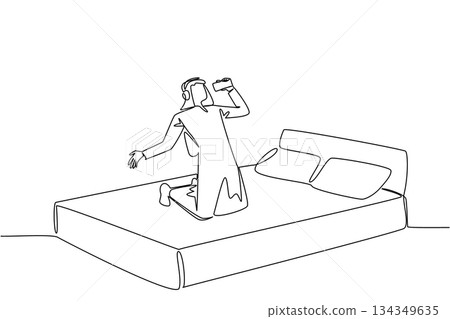 Continuous one line drawing Arab man wear headphone sits on bed and hold smartphone as mic while singing. Like solo concert. Soloist. National Sing Out Day. Single line draw design vector illustration Continuous one line drawing Arab man wear headphone sits on bed and hold smartphone as mic while singing. Like solo concert. Soloist. National Sing Out Day. Single line draw design vector illustration 134349635