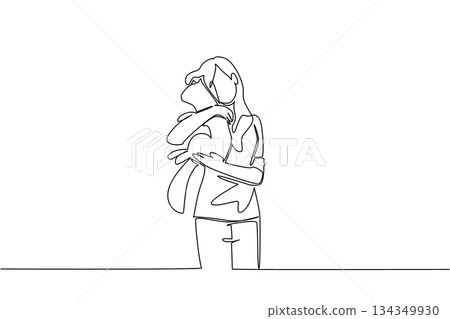 Single continuous line drawing a woman in casual clothes hugging a cat with both hands. Close friendship with obedient pets. Love. International Hug Your Cat Day. One line design vector illustration Single continuous line drawing a woman in casual clothes hugging a cat with both hands. Close friendship with obedient pets. Love. International Hug Your Cat Day. One line design vector illustration 134349930