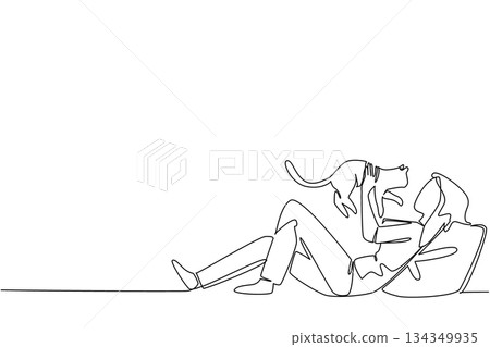 Single one line drawing a woman in casual clothes lying down lifting and hugging cat. Play for a while with the beloved cat. International Hug Your Cat Day. Continuous line design graphic illustration 134349935