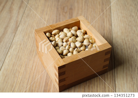 Bean sowing Bean sowing 134351273