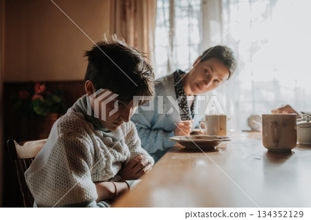 Single mother having conflict with child during hard times. Single mother having conflict with child during hard times. 134352129