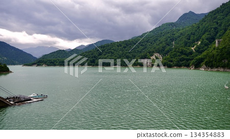 富山縣立山町黑部水壩 富山縣立山町黑部水壩 134354883