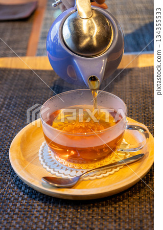 倒上一杯香茶 倒上一杯香茶 134355533