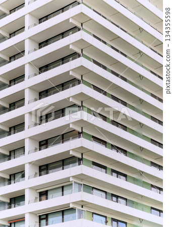 Focus on geometric arrangements in contemporary building structures 134355598