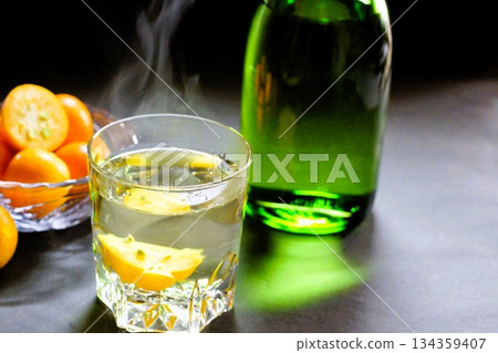 ``Shochu mixed with hot water'' 134359407