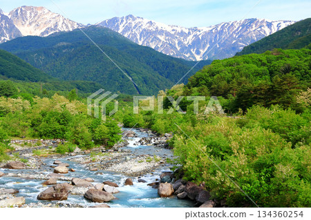 從松川白馬大橋看北阿爾卑斯山白馬三山 134360254
