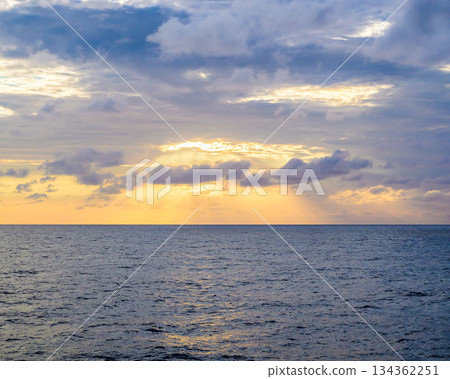Dramatic twilight light over the sea Dramatic twilight light over the sea 134362251
