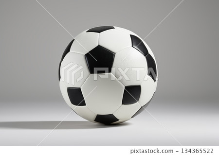 黑白足球特写 134365522