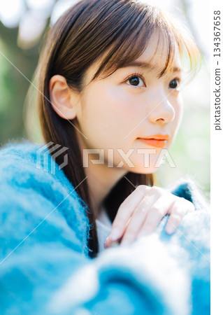 戶外女性肖像 134367658