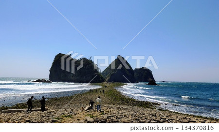 Izu Tombolo 02 134370816