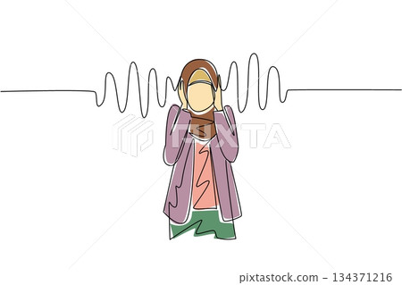 Single continuous line drawing an Arab woman holds ears with both hands and sound wave effects. Noise pollution is very disturbing. National Save Your Hearing Day. One line design vector illustration Single continuous line drawing an Arab woman holds ears with both hands and sound wave effects. Noise pollution is very disturbing. National Save Your Hearing Day. One line design vector illustration 134371216
