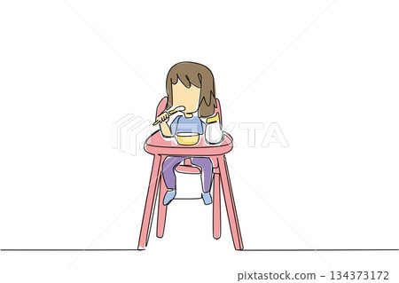 Single line drawing of a young girl sitting on a high chair eating food with a spoon and bowl beside a milk bottle, highlighting Infant Feeding Day in a health concept illustration. 134373172