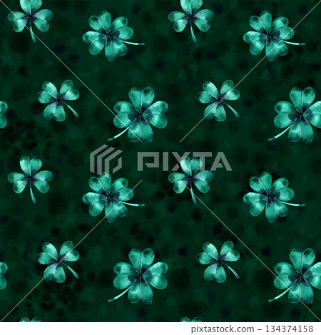 Seamless pattern with watercolor clover leaves. Shamrock background. 134374158