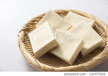 Koya-tofu 134377626