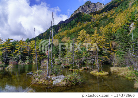 Autumn in Kamikochi: Myojin Ichinoike Pond, Okumiya Shrine, Hodaka Shrine 134378666