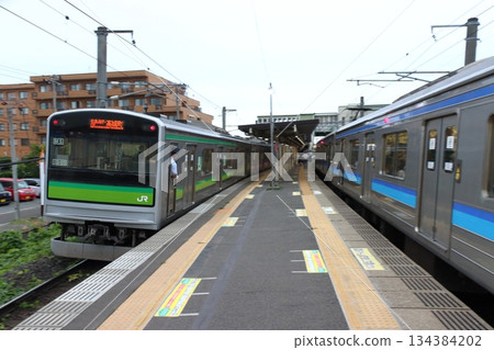仙石線205系列車停靠福田町站 仙石線205系列車停靠福田町站 134384202