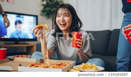 披薩派對－和朋友們一起度過的歡樂時光 134385697