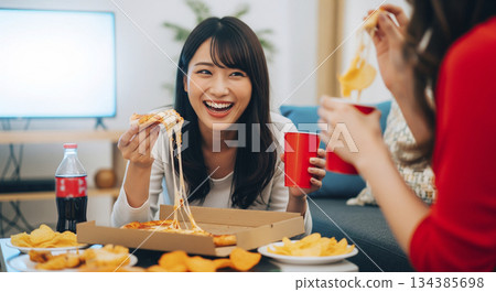 披薩派對－和朋友們一起度過的歡樂時光 134385698