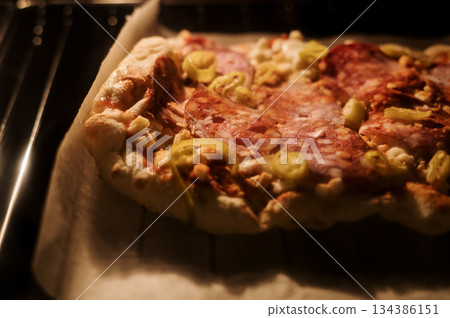 Pizza pepperoni with mozzarella cheese Pizza pepperoni with mozzarella cheese 134386151