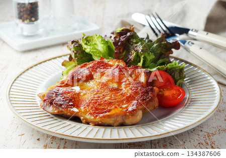 香脆奶油煎雞 134387606