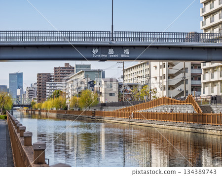 The name of the bridge "Sunajima Bridge" over the Onagi River 134389743