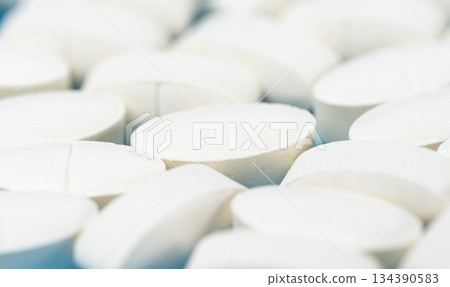 white pills white pills 134390583