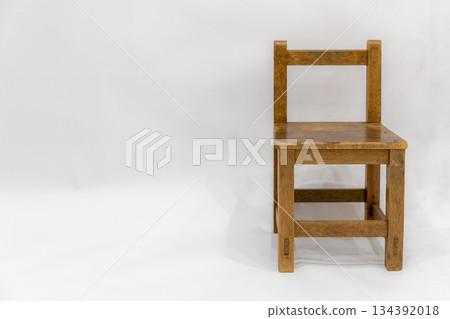 Retro wooden children's chair 134392018