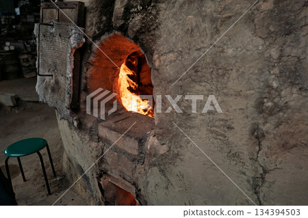 Photographing the only remaining climbing kiln in Shigaraki, a pottery town in Koka City, Shiga Prefecture Photographing the only remaining climbing kiln in Shigaraki, a pottery town in Koka City, Shiga Prefecture 134394503