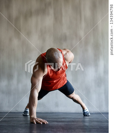 Strong man, floor and one arm push up for gym studio exercise, bodybuilder workout or sports training. Fitness club motivation, endurance mockup and male athlete doing floor pushup for health goals Strong man, floor and one arm push up for gym studio exercise, bodybuilder workout or sports training. Fitness club motivation, endurance mockup and male athlete doing floor pushup for health goals 134394798