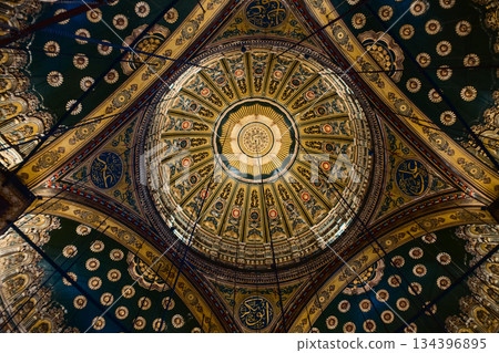 Artistic Interiors Of An Old Islamic Mosque 134396895