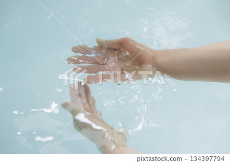 Furo bathtub hot water 134397794