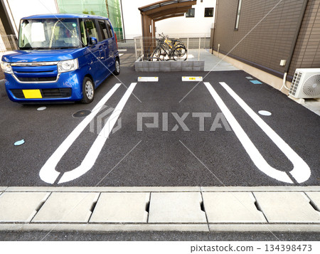 千葉縣公寓大樓停車場 134398473