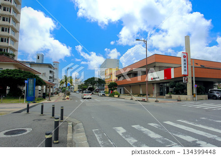 沖繩石垣島730路口附近的景色 134399448