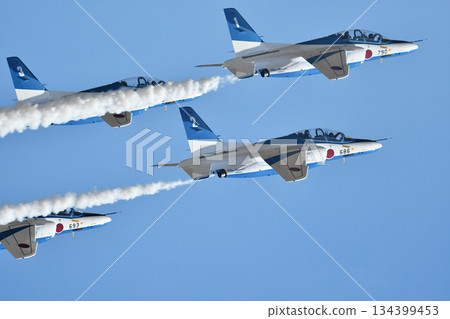 藍色衝動雜技飛行 134399453