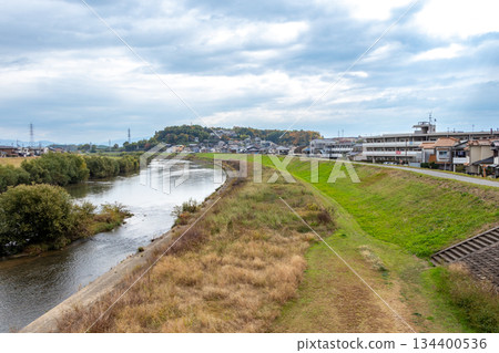 Yamato River and its levee, Nara Prefecture 134400536