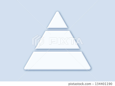 三層白色層級金字塔圖 134401190