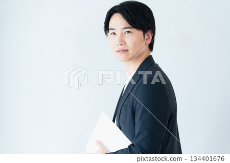 Cool businessman 134401676