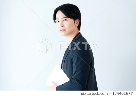 Cool businessman 134401677