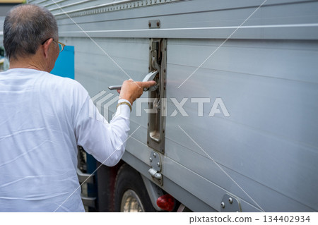 卡車 男人 男 134402934